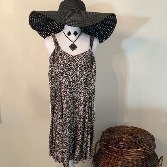 NWT Old Navy size XS leopard print spaghetti strap elastic back sundress - Picture 2 of 14
